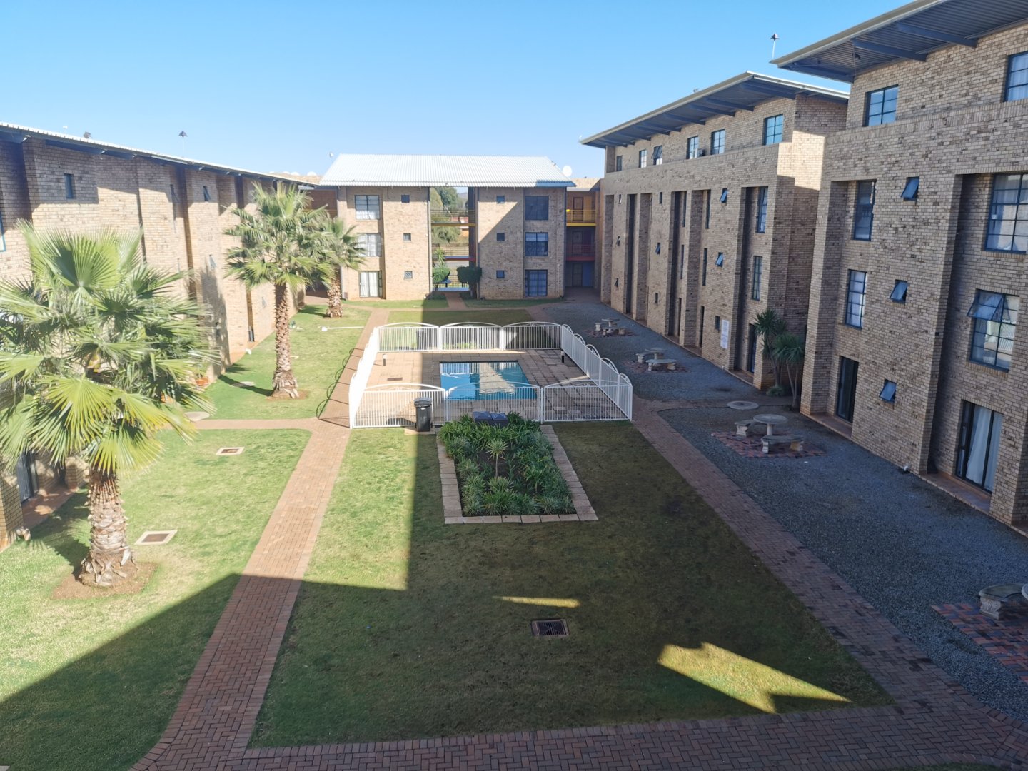 2 Bedroom Property for Sale in Kannoniers Park North West